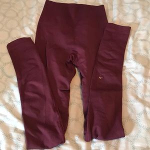Lululemon size 0 leggings-maroon